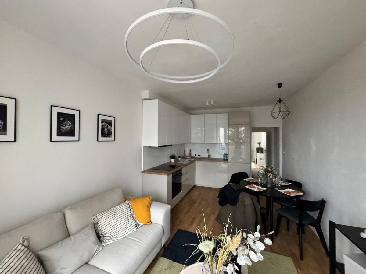 Stěhování kuchyňské linky Praha